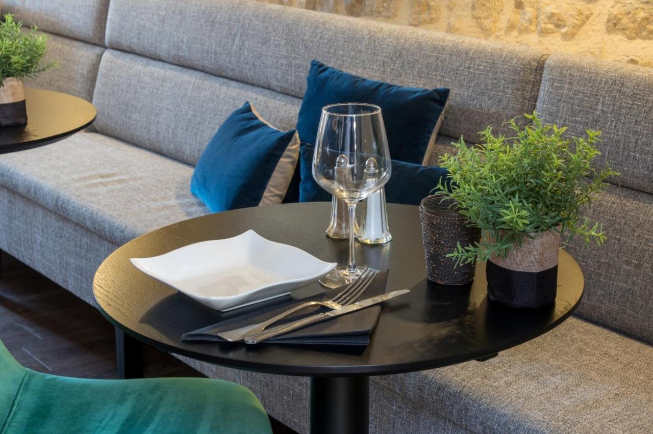 Hotel Restaurant L'Epicurien Valognes Eksteriør bilde